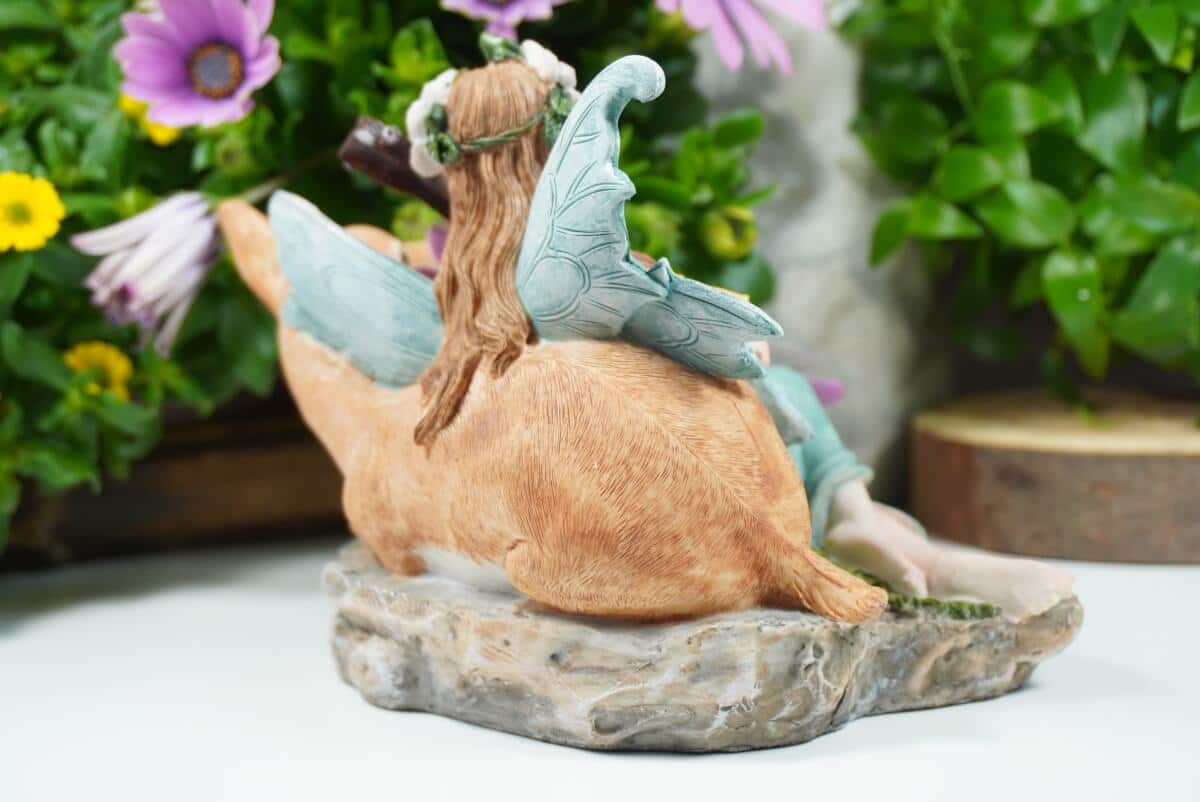 Dekofigur Waldgeist Fee Turquoise Blumenfee mit Laute und Hirschkalb