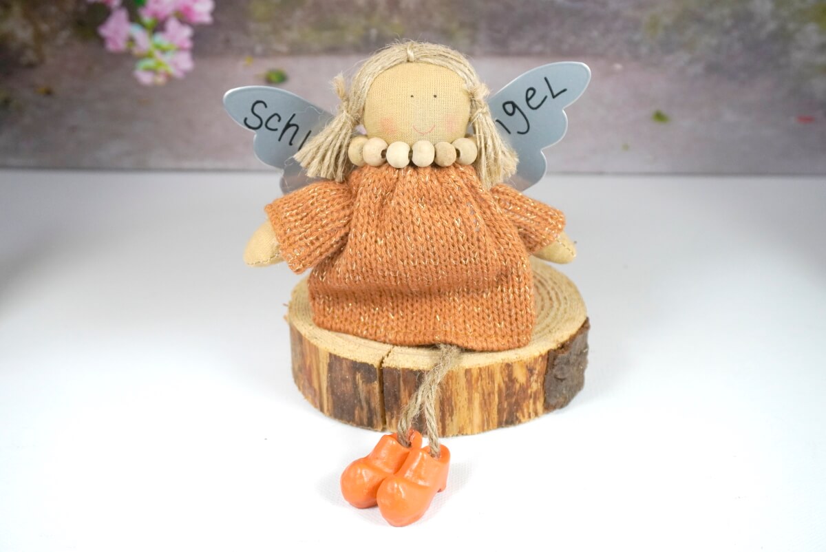 Baden Schutzengel Aufhänger Lissi Strickkleid Orange