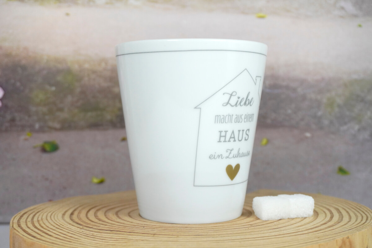Krasilnikoff Kaffeebecher Mug Liebe macht aus einem Haus ein Zuhause