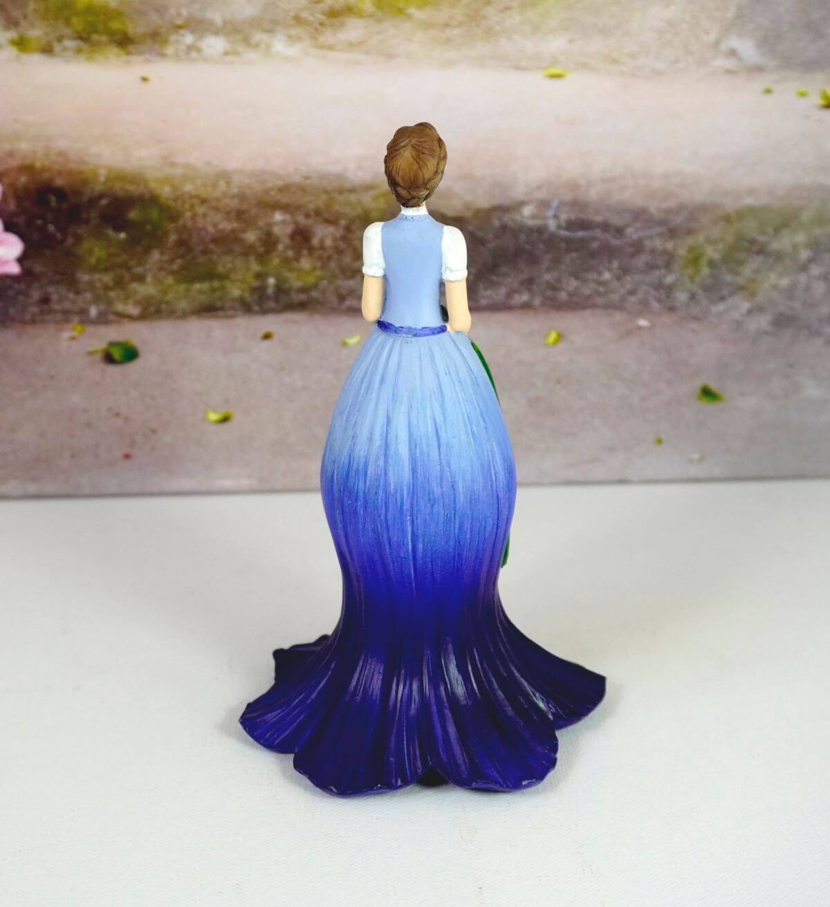 Deko Figur Blumenmädchen Enzianmädchen Stehend