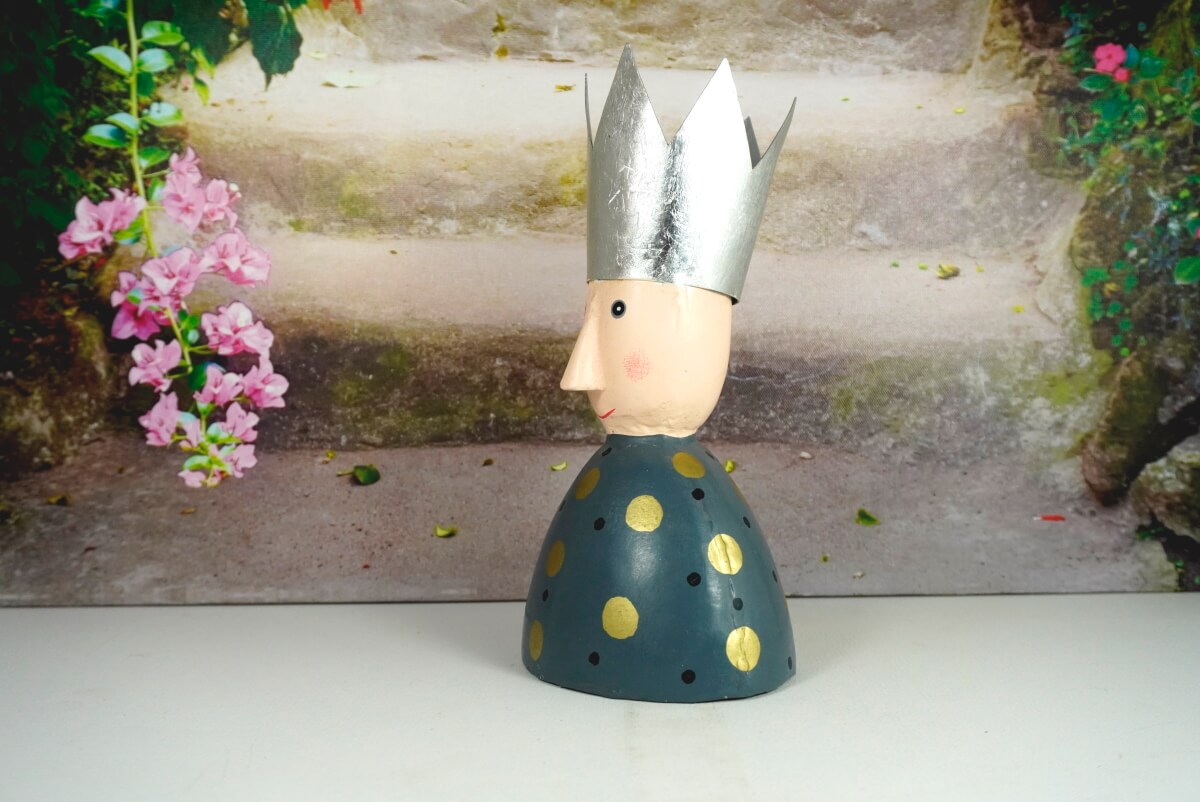 Pape Deko Figur Blech Königskopf Teelichthalter 22cm Silber Punkte