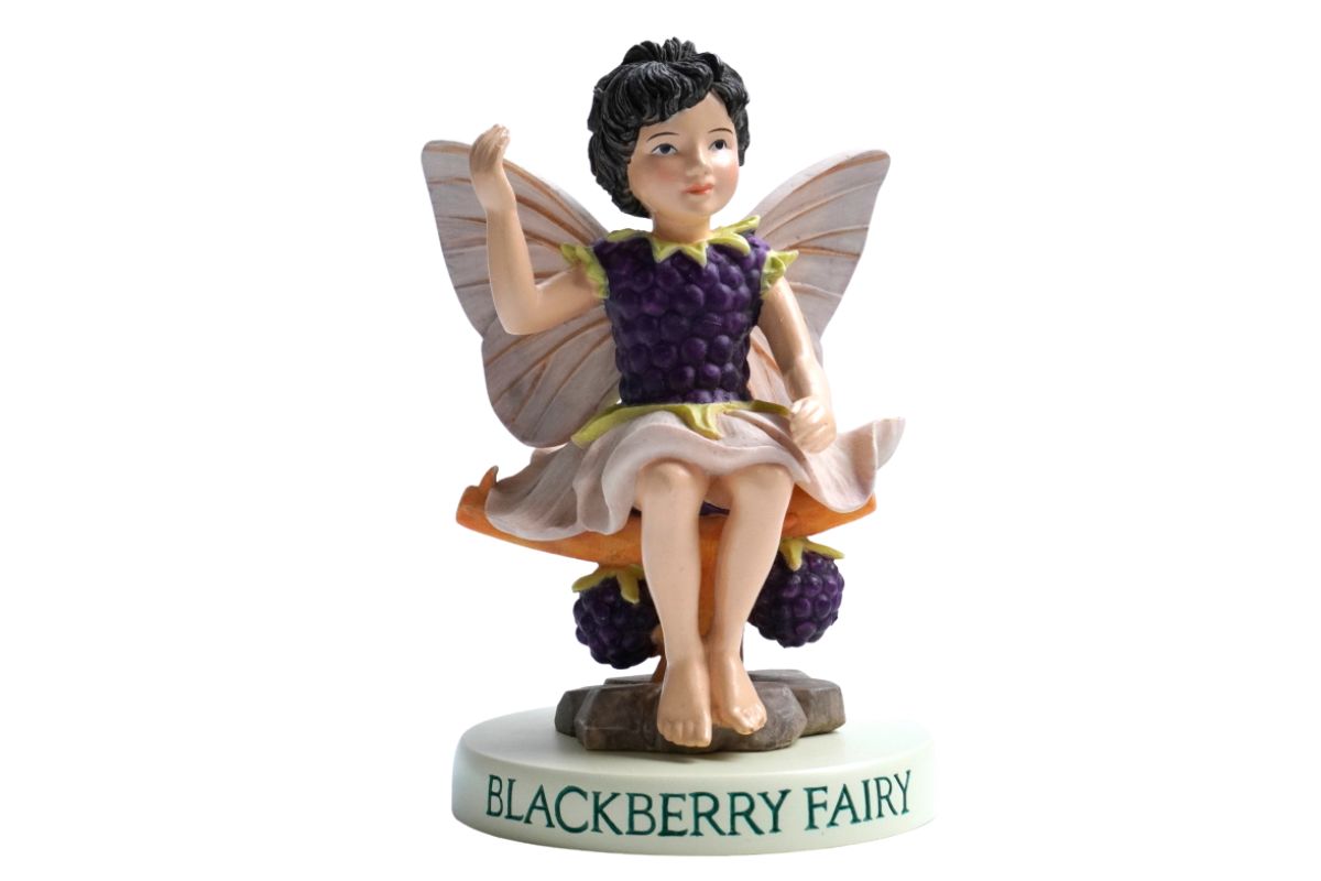 Flower Fairy Dekofigur Elfe Blackberry Fairy Waldelfe Sockel